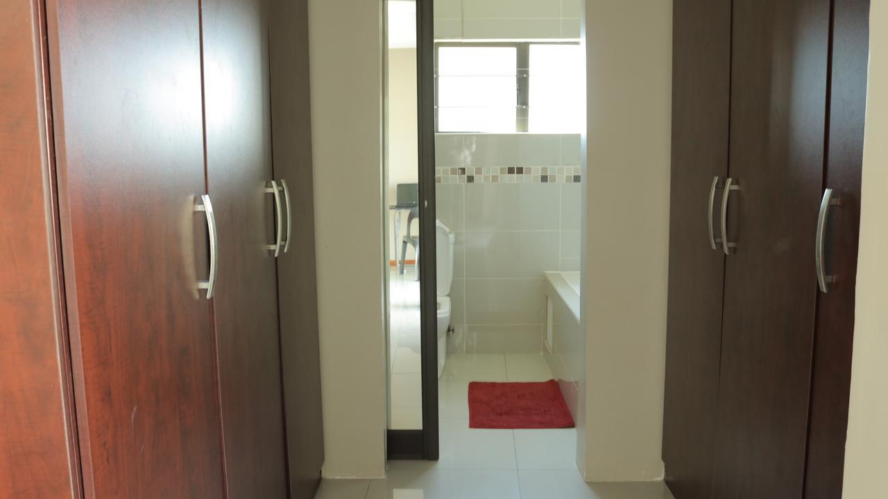 Tap'S Home Away From Home Gaborone Buitenkant foto